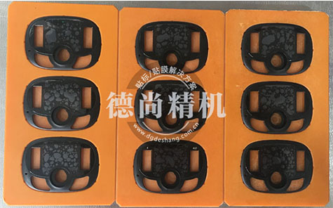 亮面塑膠件貼保護(hù)膜機(jī)，看德尚廠家如何介紹！